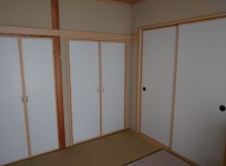 LINE_ALBUM_神戸市 襖張り替え工事_250524_1