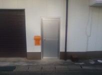 LINE_ALBUM_神戸市 ドア交換、面格子取り付け工事_250709_3